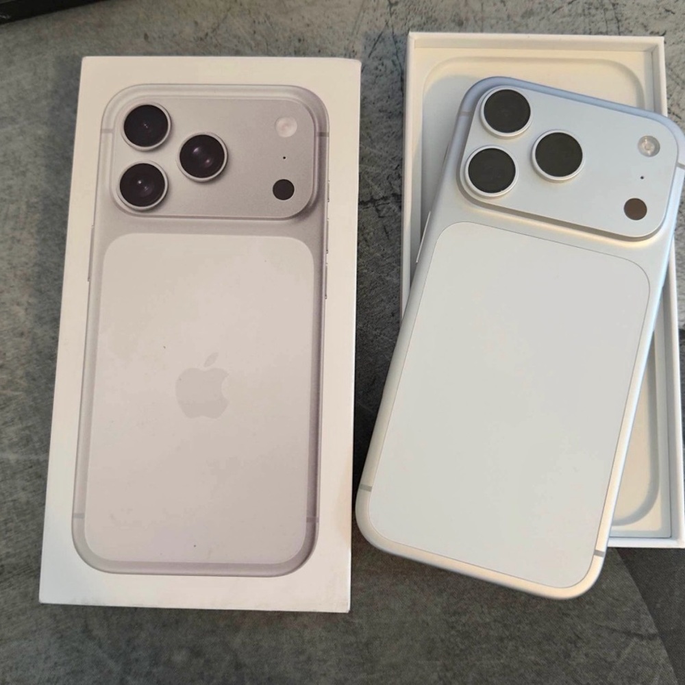 Iphone 17 pro 1TB SILVER !!